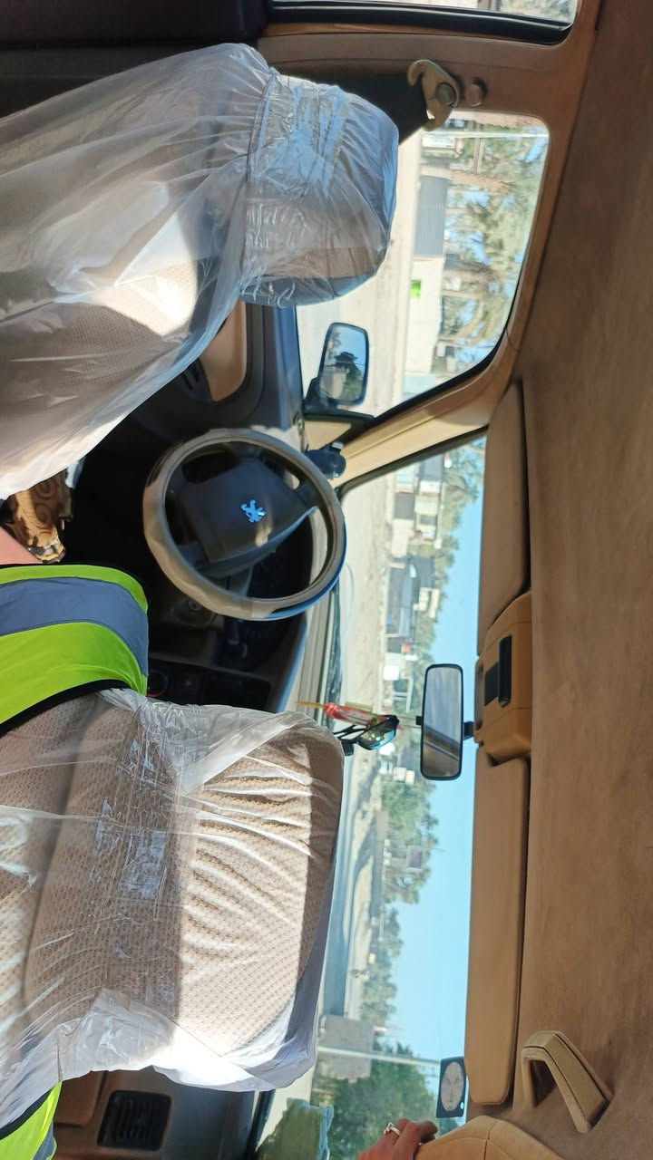 بيجو اكد.   للبيع.     السياره موديل 16 كلشي بيها بلاد.  تخم تاير كهربائيات.  داخل وخارج.    يخبل.   السعرر.  50 وبيها مجال.   
بيها صبغ بكد جف الايد. بالباب الخلف السايق فقط. سياره مال جنيان.   مصفره. بسمي.  مكفوله بكلشي


**إذا كنت صاحب هذا الإعلان وتريد حذفه لأي سبب، رجاءا أرسل رسالة إلى الدعم الفني**