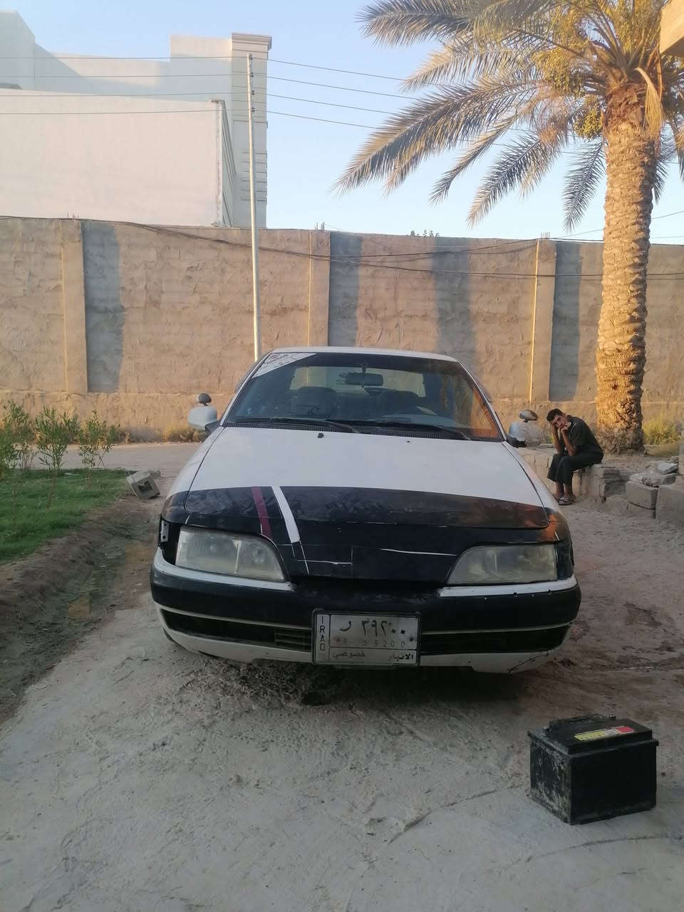 سلام عليكم عندي سياره للبيع اسبرو محرك مسكر تشتغل بس بي رخاوه سنويه كارتونيه بس تستلم جاهز عظم عاج التواصل على خط ***********/ *********** مكان الفلوجه السعر ١٣ وبي مجال بيع مستعجل
