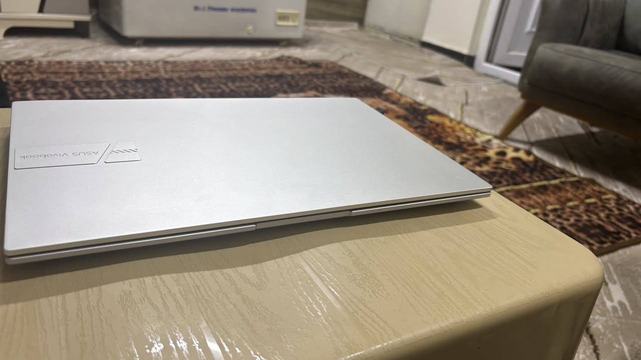 لابتوب ASUS للبيع
يفيد للاستخدام الهندسي او المونتاج + الالعاب الي مو كلش ثكيلة
المواصفات كما موضع بالصور
الكارت GTX 1650
معالج AMD Ryzen 5 5600H
رامات 8g
هارد ssd 512
لابتوب بحالة الوكالة نظيف بنسبة 100% استعمال قليل
الكارتونة مالته الاصلية موجودة + شاحنتة الاصلية
سعره 650 مكاني بغداد حي العامل
*********** تواصل
