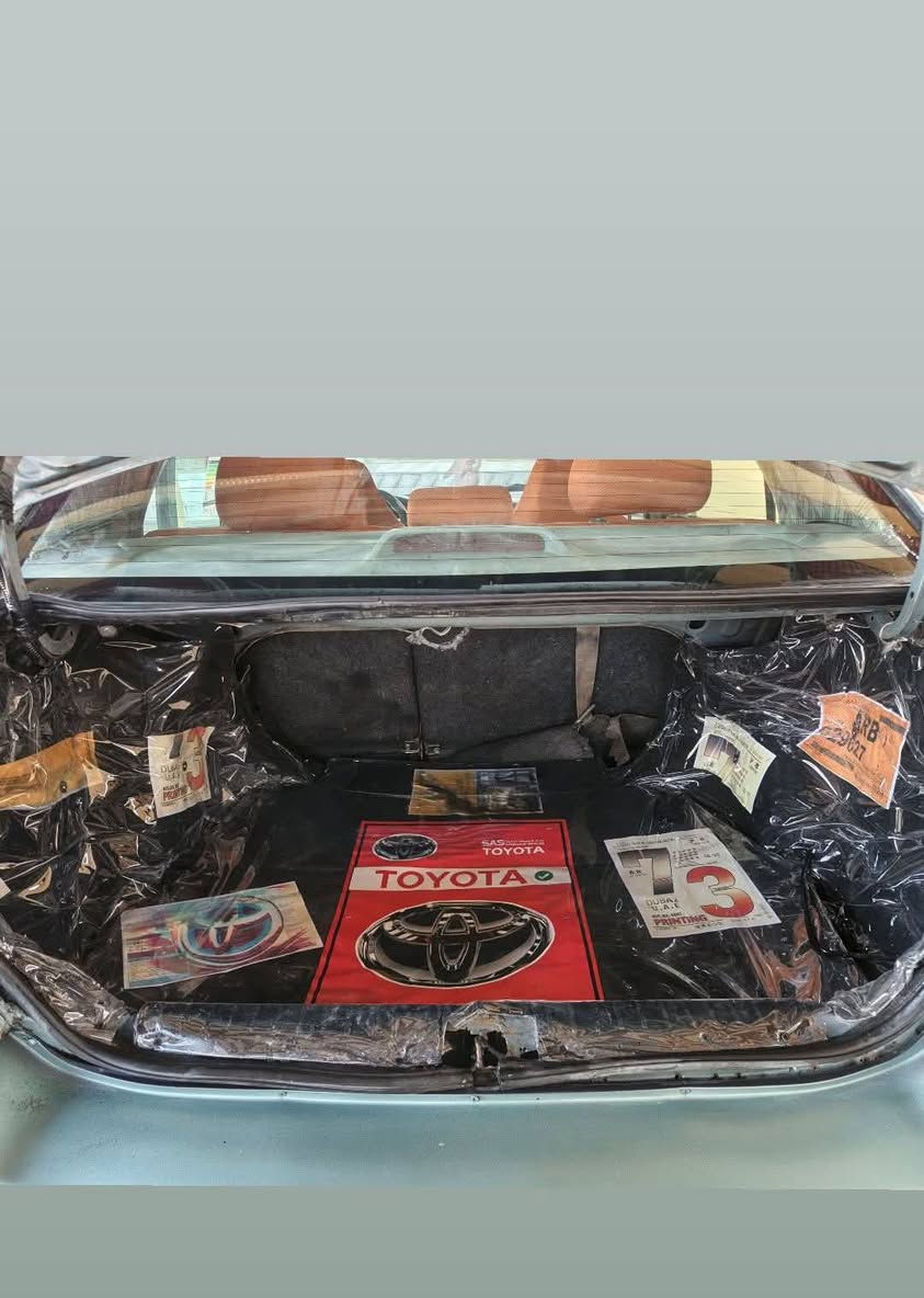 السلام عليكم
للبيع بسعر  80 ورقه وبي مجال بسيط 
كورلا  نحله
موديل2005
صبغ عام جماليه حادث بجاملغ الخلفي فقط 
سياره ماشيه164حقيقي 
تبريد تدفئه شرط 
كامرا +شاشه أيباد 
داخل صاج 
ارضيه جلد 
دوشمه 
كير شرط 
محرك 1800شرط 
صدر أمامي خلفي شرط 
داخل مغلف بلكامل 
رقم اربيل 
هزه لغايه 2026  شهر5
سنويه لغايه2030 باسمي 
سياره جاهزه من كلشي مال بيت 
مكاني تكريت او بيجي 
الاتصال***********
وات ساب***********
حياكم الله
