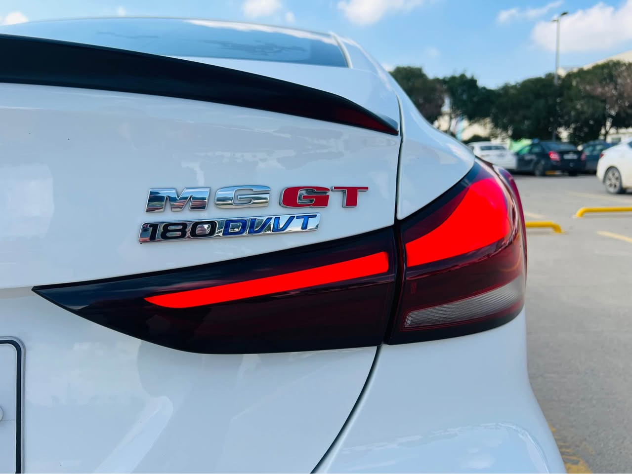 Mg Gt 2025 sport
مواسه فات فول فول سلايت
گيچ اليكترؤنى شاشه اكتيف بيلادى 
پينچ كاميره ئاوينه شه فت لايد ليد 
به گلايد ليد گوشين جلد بريك به سمه 
سياره كه هيجى نيه  به ناوى خؤمه 
٢٩  هه زار رؤيشتوه 
سعر 🔥 ١٢١ 🔥 مه جاله كى كه م 
مؤبايل   ***********   واتساب أربيل, العراق
