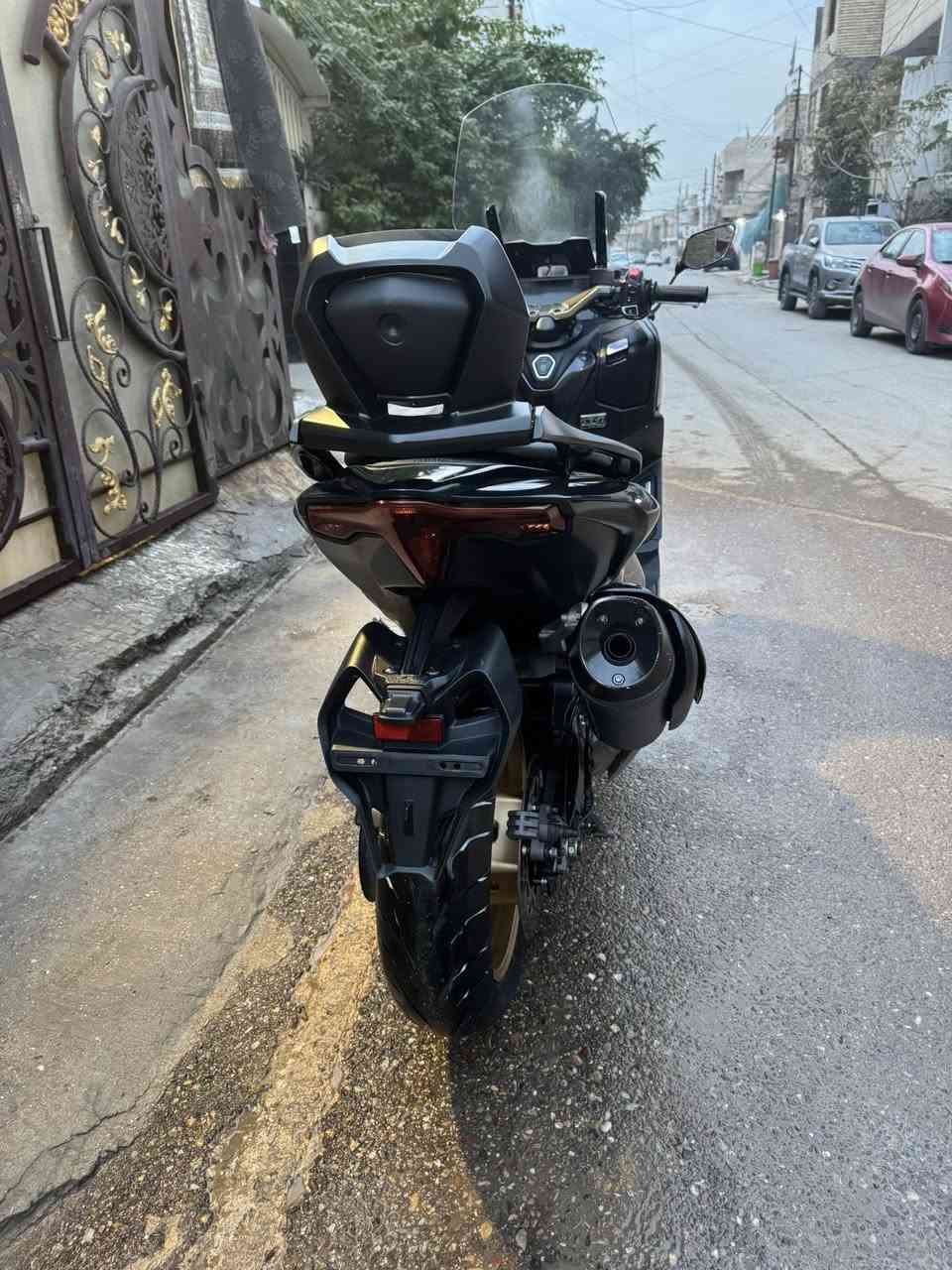 السلام عليكم اخوتي العزاز مرخصت مدير الكروب  تي ماكس مديل 2023 مكفوله كفاله عامه جيب فيتر وفحص ع راحتك نازله من الربه صاله ٢٦ يوم نوع تاج ماكس ائله فئه تدفه باليدات والكشن شاشه تثبيت سرعه قياده نوعين فول موصفات تجي وشوف بعينك ستان كهرباء دراجه شكد ما تحجي عليه قليل بحقه 
الي يحب يتصل وبي خير ويدلل 
*********** وبي وتساب 
والشراي يدلل عليه والي مو شراي لا يتعبني رحمالله والديكم ويكسر بحلال العالم 

العنوان بغداد الكاظمية قرب معارض مال بوابه 
السعر 105$  وبيه مجال لشراي
