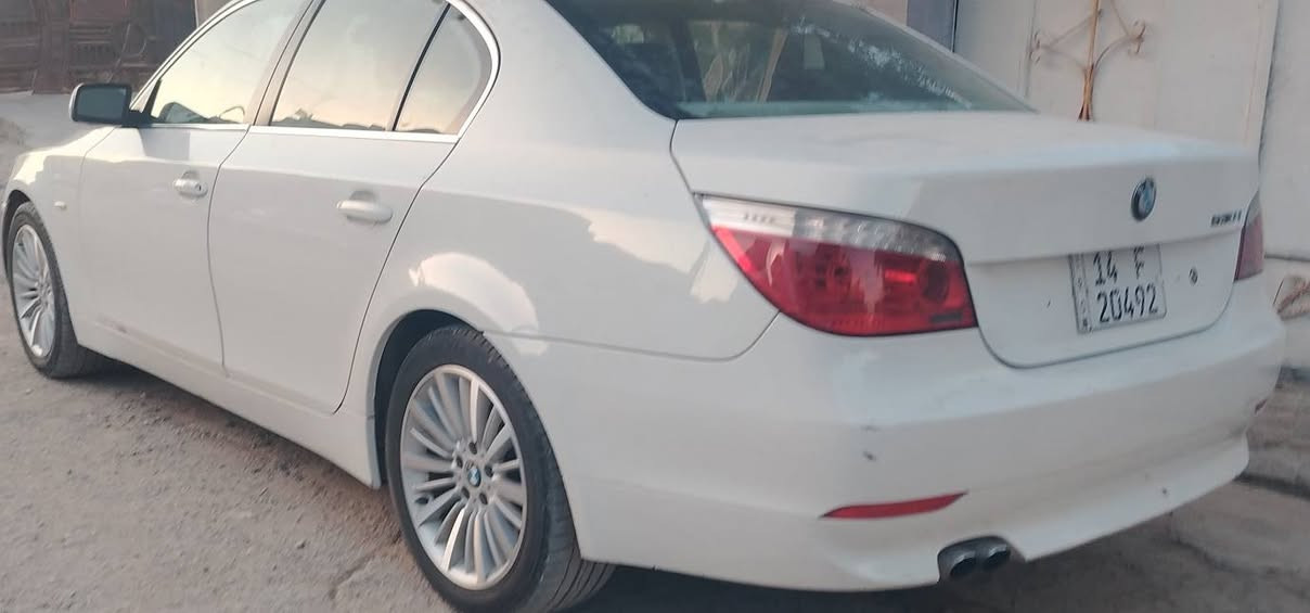 سلام عليكم وطيب الله أوقاتكم..
للبيع فقط
 E60 530 2006  n52
رقم بصرة الجديد باسمي مكانها بغداد.. حدادية وتايرات  وتبريد وغرفه كله جديد بيها طخه موضحه بالصور وتبديل الباب الخلفي جهة الصدر والباقي مكفول من الصبغ والضربة محرك ٣٠ n52 اي استفسار *********** السعر  ٩٥ ورقه ومجال بسيط

