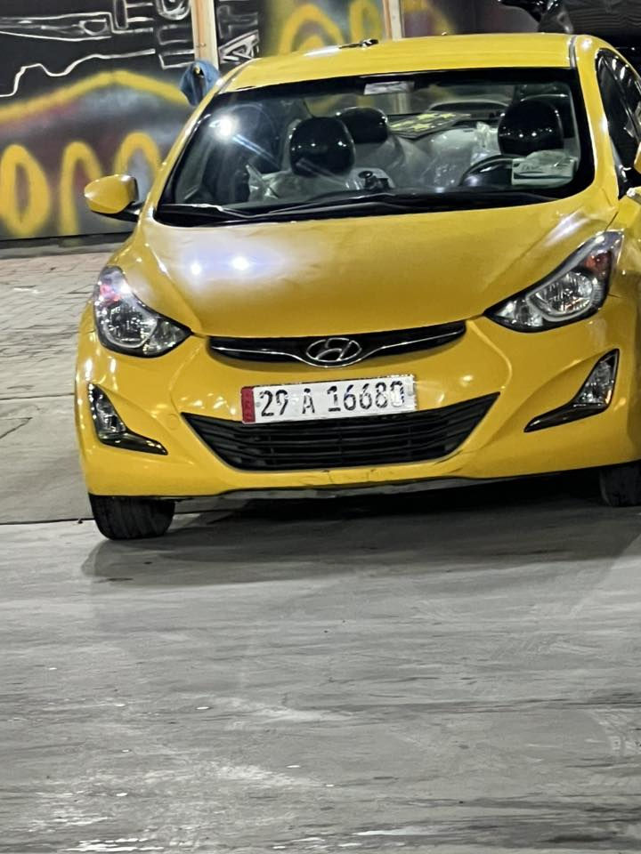 السلام عليكم
النتره ٢٠١٥ للبيع رقم واسط باسمي تحويل مباشر 
سياره جاهزه لاخر حبايه برغي مناقصه 
منضومه زنون دوشمه عامه تخم تاير  جديد 
مواصفات عاديه شاشه تحكمات تدفئه كشنات 
وارد كندي حادثه خلف دعاميه الخلفيه بربع اليمنه 
سونار مرفق بالصور
عنوان بغداد الامين الثانيه 
 السعر ١١٣ وبيه مجال 
***********
