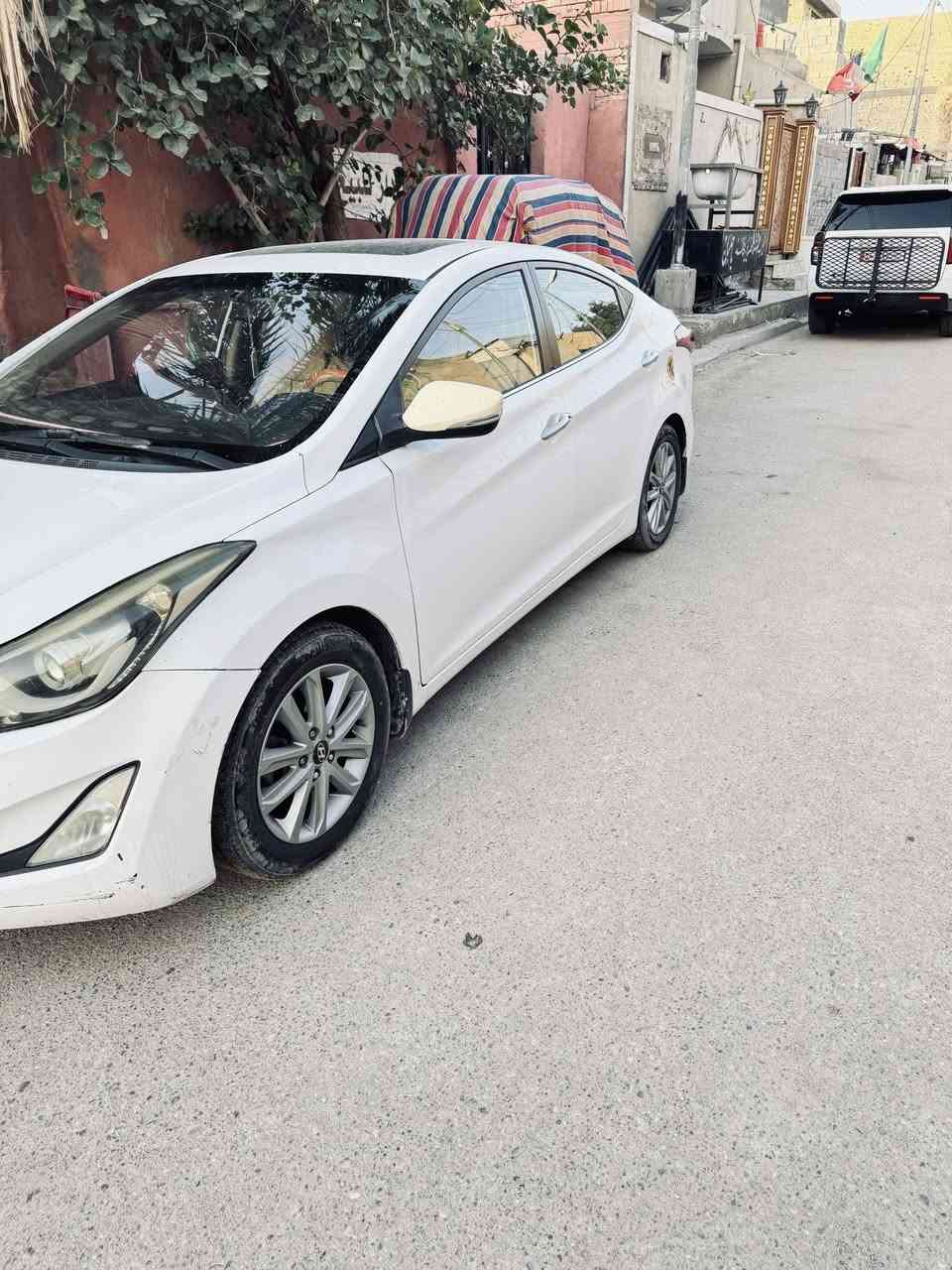 السلام عليكم النترا خليجي فول ما عدا البصمه بيها بارد بل جاملغ الخلفي وبيها صبغ بل تكمه محرك 1800 السعر 118وبيها مجال رقم ***********
