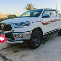 هايلوكس فور ويل محرك 4 سلندر  كير اوتوماتيك فول ام المنفاخ وكاله سيد ن...