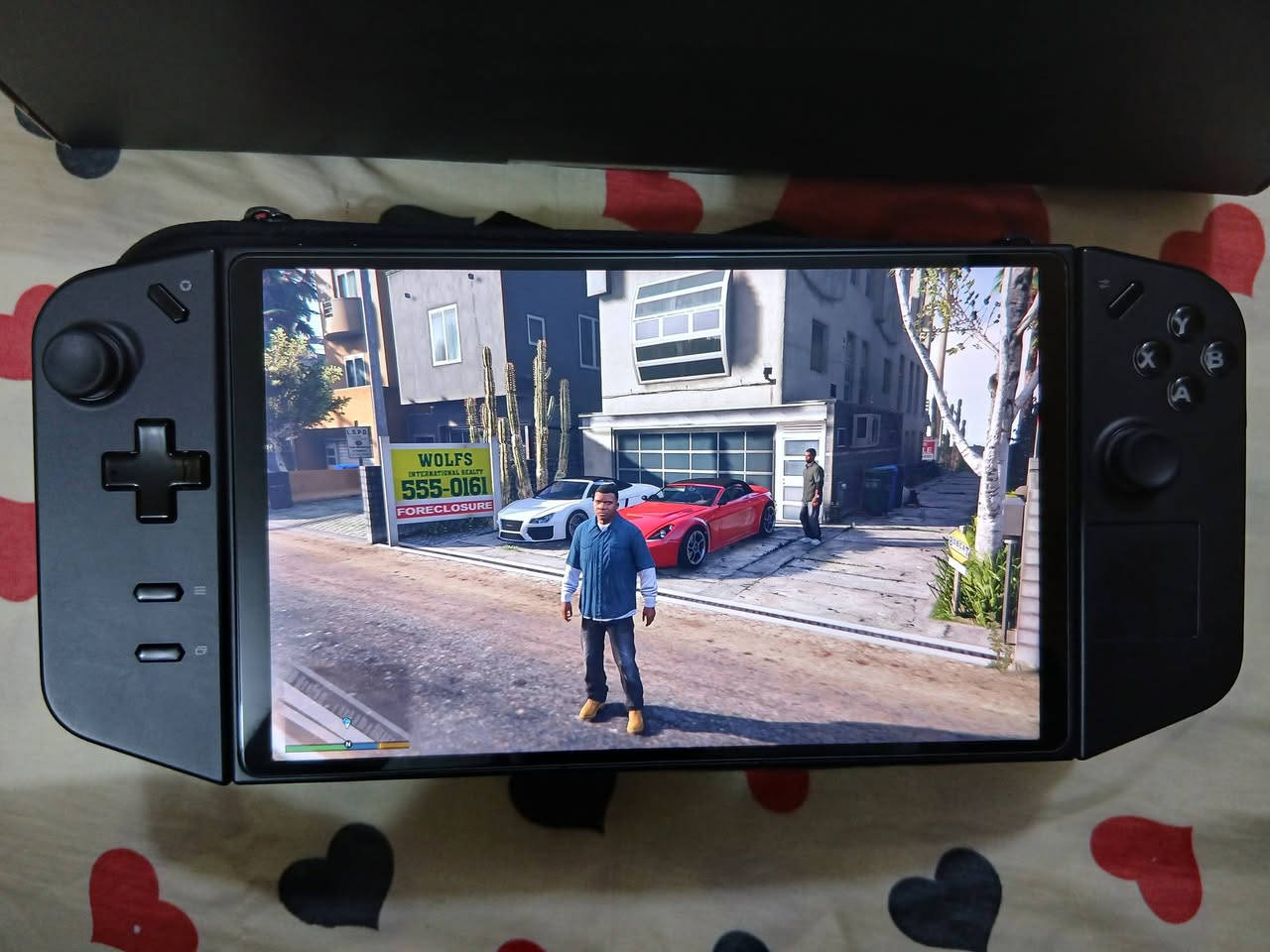 سلام عليكم lenovo legion go
 استعمال اقل الشهر
هارد واحد(( تيرا )) بطارية 100%
بيه لاسق حماية ضد الكسر
غراضه كامله الاصليات مابيه لا شخط ولا طخه
ومنزل عليه 16لعبه موضحات بلصور
1_ Pes 2026 كامله انتقلات
2_ 5 Forza horizon 
3_ Gta v المحسنه مال بلي 5 
4_ Red dead redemption 2
5_ red dead redemption 1
6_ black ops 6
7_ mafia
8_ fifa 22
9_ bat man arkham knight 
10_ spider man 2
11_ ori ans the blind forest
12_ pes 2010
13_ pes 2013
14_ gta san Andreas المحسنه 
15_ gta vice city المحسنه
16_ gta ||| المحسنه 
هذا رقمي ***********
مكاني بغداد الحبيبية
