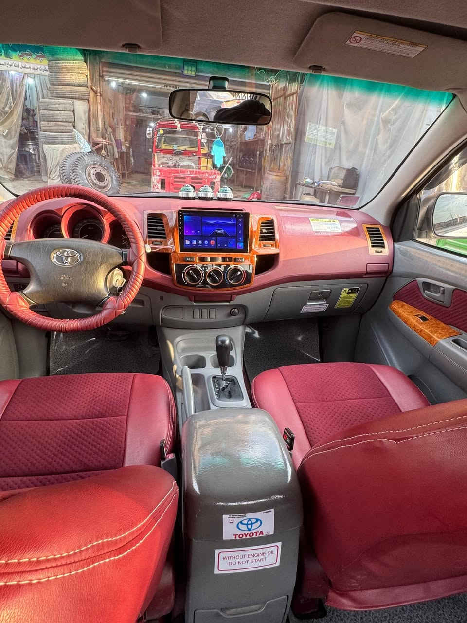 السلام عليكم بيكم تويوتا 2010 
كفالة عامة ضربة وصبغ دوشمة جديد تخم تايرات 
حدادية كارتون 
مكاني  بغداد مدينة الصدر 

للستفسار 
***********⁦
