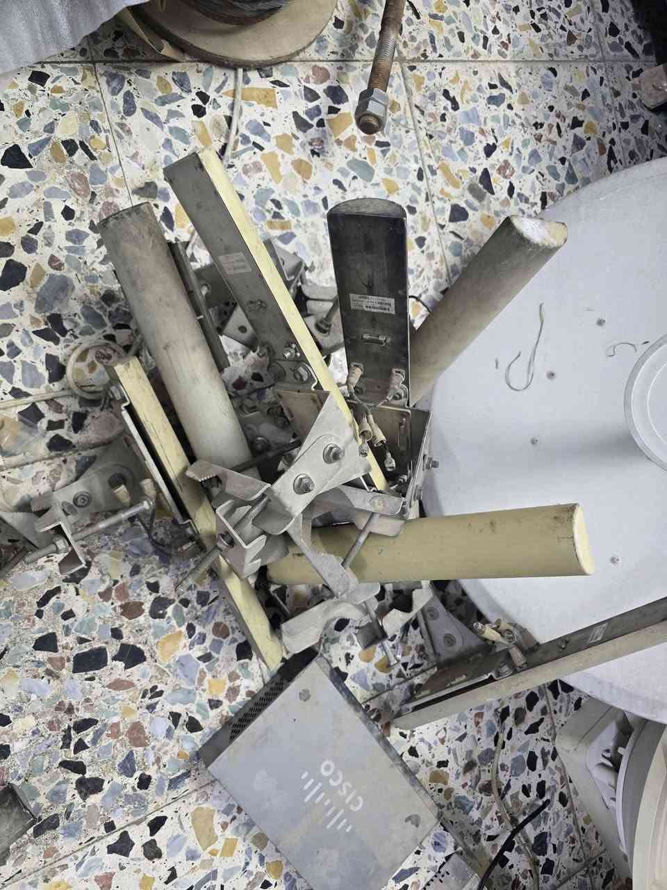 السلام عليكم غراض انترنت
دشات 32 هايبر
دشات 30 ubnt مع 912-6G
ميموسات c5c 56V حرف M 
سكترات 120 ubnt مع روكت XW 
سكترات 90 ubnt مع روكت XW
سكترات 2.4 
بوربيم m5 400
912
912 تردد 6000
روكتات xm
نانو xw
سيسكو 2960 كله كيكا
بور بردج m5
عاكسة مكزما 850 
عاكسه مكزما 1500
مايكروتك LHG5
دعسوقات بث
اومني وروكت XM 
اومني ومتل
أرنب مايكروتك
اير فايبر 5u متضرر الكفر
انجكترات 1 كيكا مع المحولة
راك ٩ يونت
راك ١٥ يونت 

يوجد توصيل كافة المحافظات
*********** وتساب
***********
