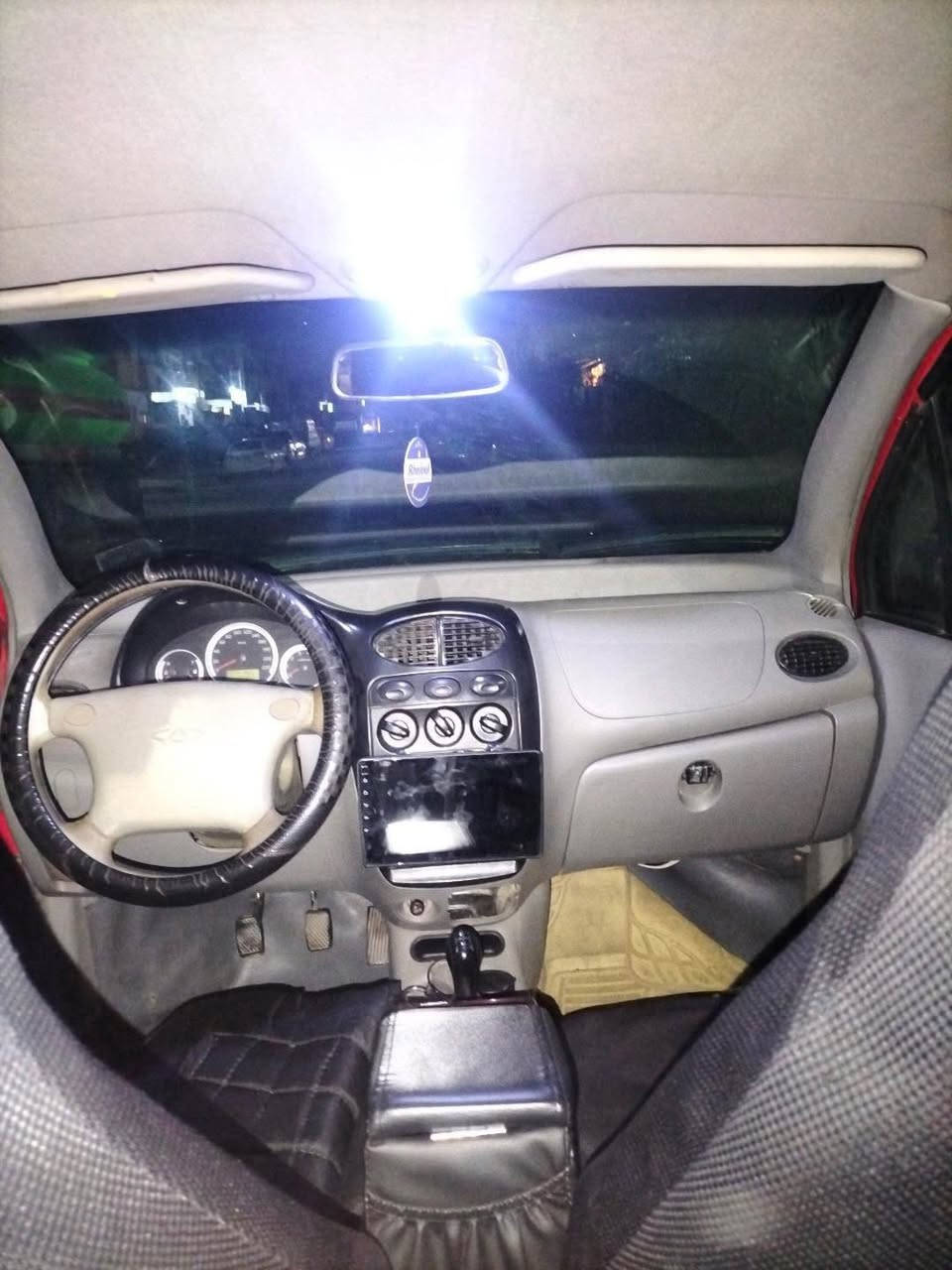 السلام عليكم كوكو للبيع مكاني موصل رقم بغداد الماني مشروع وطني شرط التحويل كابون بانزين تدفئه وتبريد السياره مصبوغه بس دوائر ودوسات تصيلح 
السنويه ساقطه 2026/1 ضرر مابيها السياره جاهزه 
33 ورقه وبيها مجال للطيبين شراي خابرني 
***********
