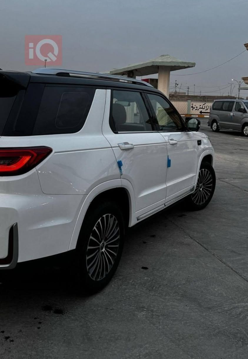 Changan CS95 2022 شانجان
فول مواصفات 1/1 بانوراما
———————————
✨محرك 2000 تيربو 
✨ فور ويل دفع رباعي 
✨ اوتو بارك 
✨ كاميرات 360 درجه 
✨نظام كامرات 3D
✨ صندوق كهربائي
✨ لايت + بك لايت LED
✨ انظمة التحكم لمس ( رادار - تحديد مسار - قيادة ذاتية ) 
✨ هاند بريك بصمة 
✨ حساسات 360 
✨ شاحن واير ليس 
✨ تغيير اللوان الداخل 
———————————
🔴 مقاعد لون مميز 
🔴 رقم بغداد دولي 
🔴 ماشية 76.000km

ملاحضة 🔹السيارة حرة بأسمي ثاني يوم تحول 

السعر خاص  / السياره بعد انظف بهواي من الصور 🔺

التواصل رقم فقط / مكاني بغداد ***********واتساب
***********اتصال
