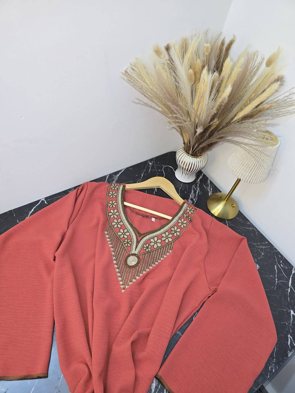 سعر القطعه ١٠
القياسات من لارج لحد اكسين لارج الي اتريدهم شلعه اتساهل وياها
راسليني خاص الي تحب تحجز
متوفر توصيل لكل المحافضات


**إذا كنت صاحب هذا الإعلان وتريد حذفه لأي سبب، رجاءا أرسل رسالة إلى الدعم الفني**