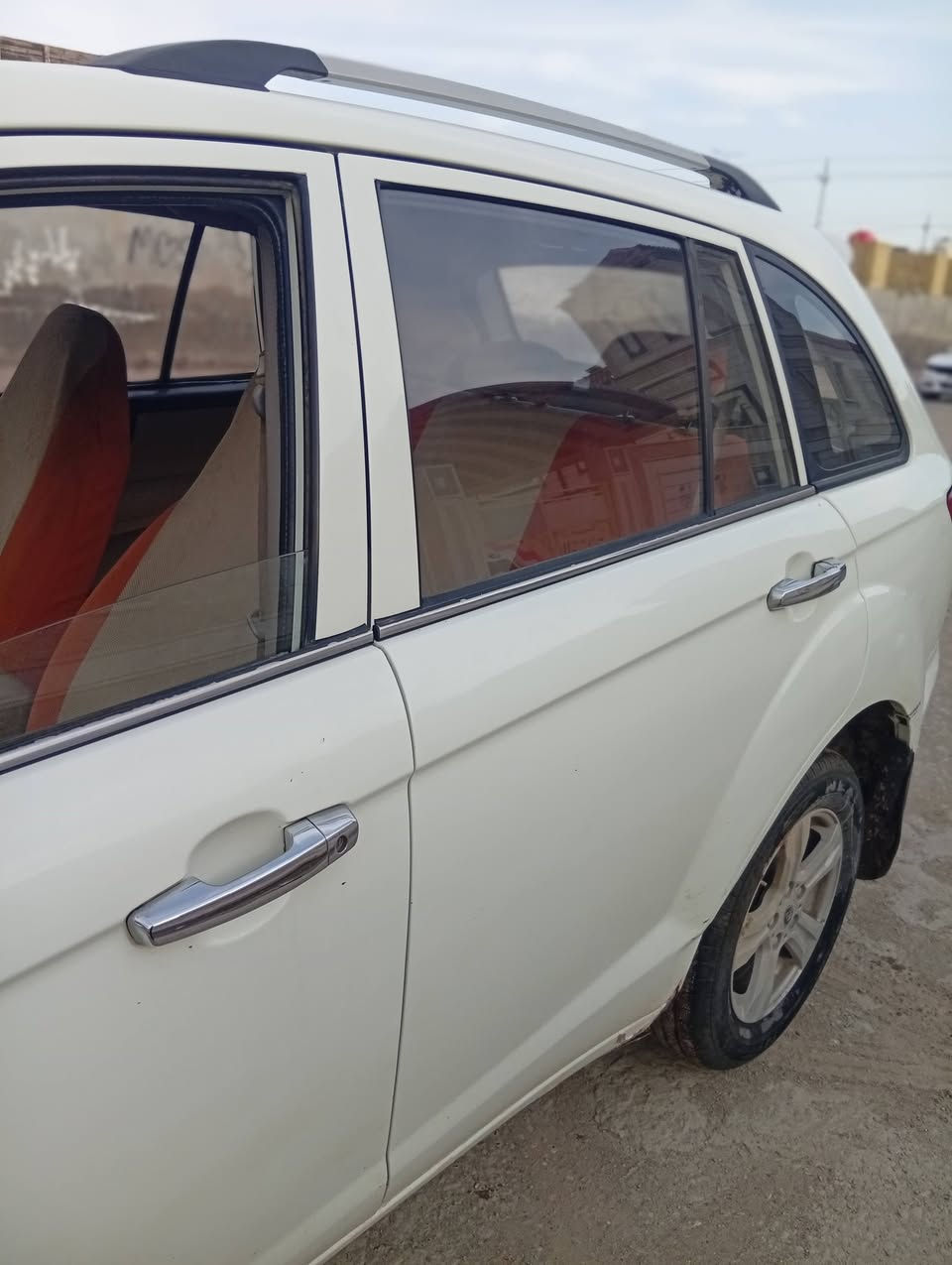 ليفان x60 موديل 2013 رقم نكليزي مثنى محرك بيكاجو 1800 اوتو سعره 53 مجال قليل ***********
