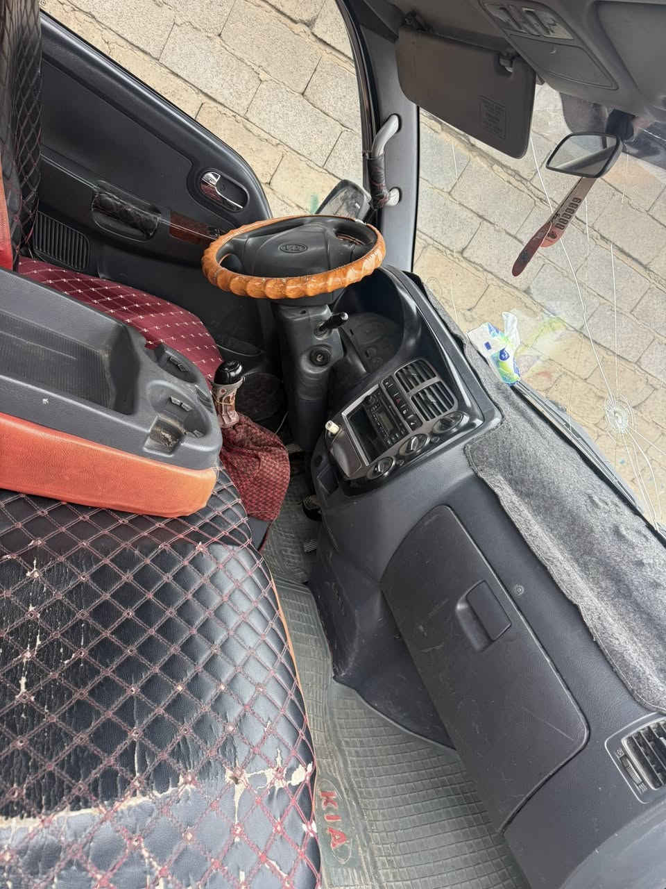 سلام عليكم كيا فحل موديل ٢٠١٠ رقم بغداد. السيارة نضيفة وجاهزة.  ***********
