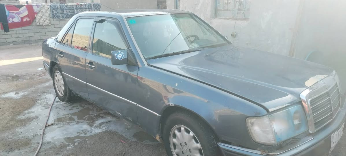 مارسدس دب موديل 91 رقم بغداد داخله هزه سنويه بعد 5 اشهر سياره جاهزه من كل شي حداده تبريد تخم تاير السعر 43 للتواصل رقم *********** مكاني القرنه شلهه سلمان ابن داود .ع.
