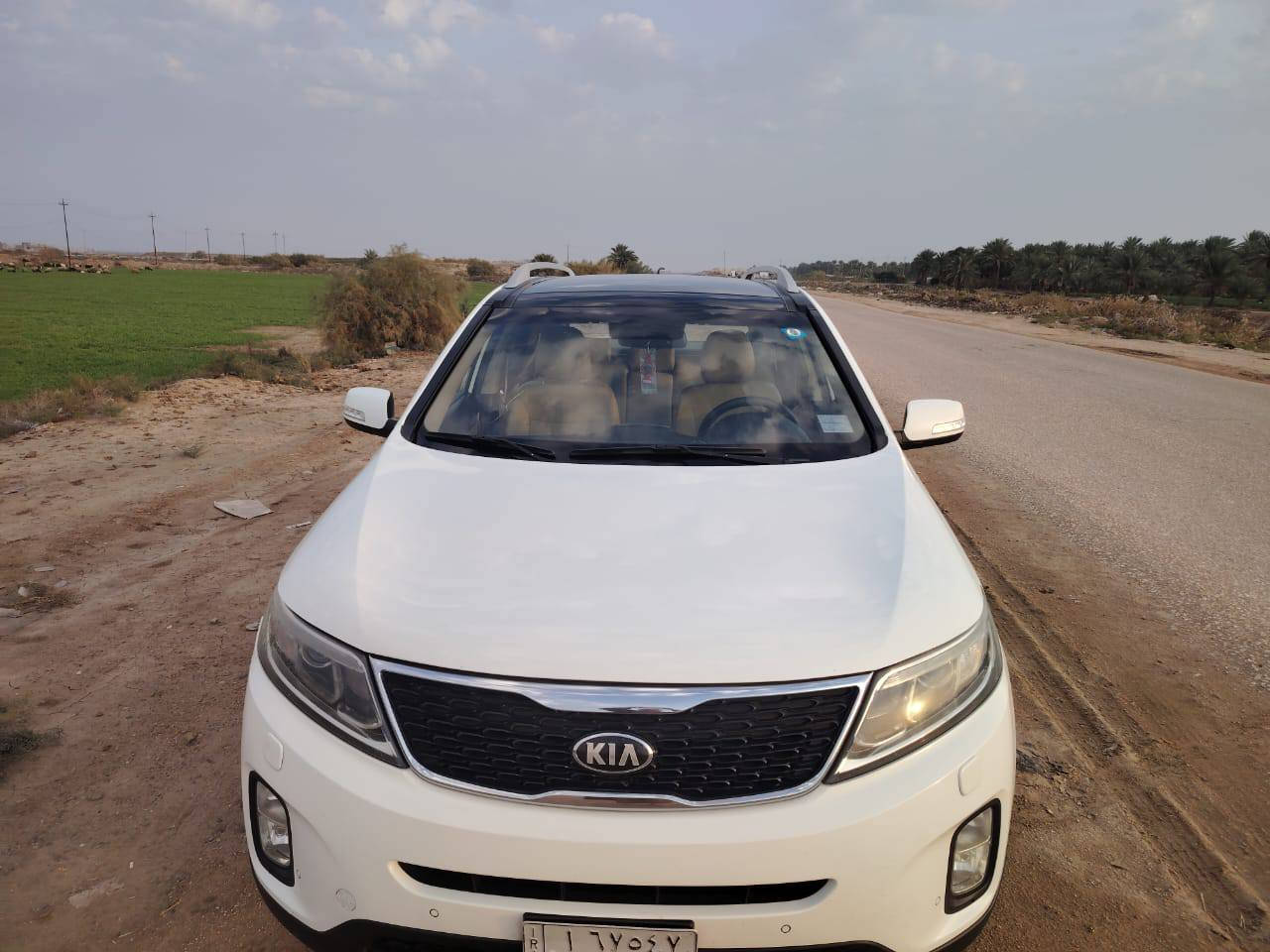 السلام عليكم
سورنتو ٢٠١٤ للبيع خليجي فول واحد على واحد 
جلد. بصمه. بانوراما .دوش لايت  حساس خلفي امامي كاميرا 
محرك 6سلندر  3500 مكفوله ما عدا بارد موضح بالصوره 
كير محرك حداديه مكفوله 
ماشيه 200 الف 
السعر 205 وبيها مجال 
مكانها بابل /الكفل
رقم بابل باسمي 
للتواصل *********** غير متواجد ع الفيس
