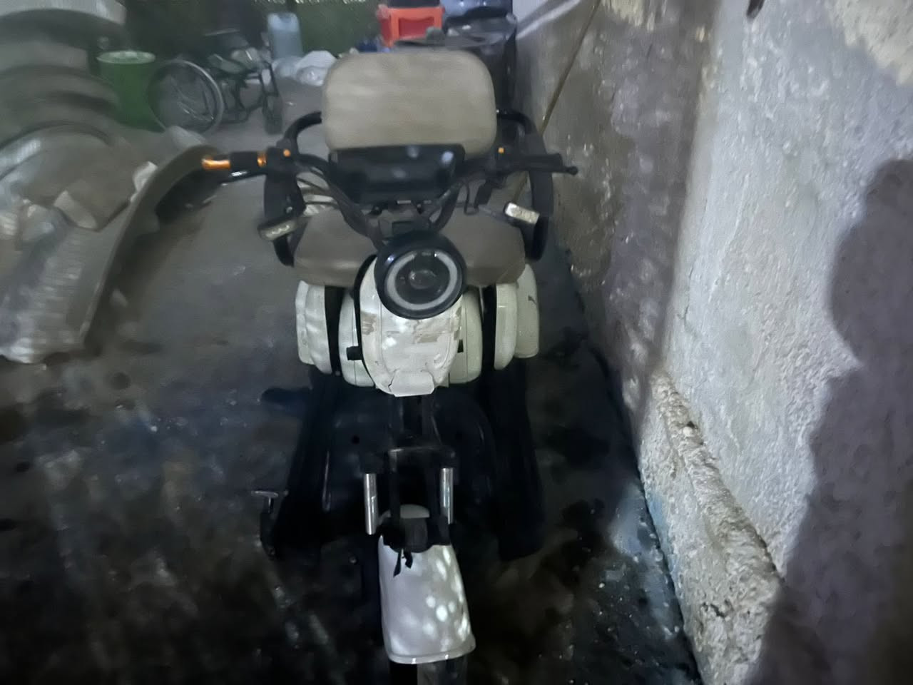 دراجة كهربائية للبـيع عنواني بغداد
للتواصل : ***********
