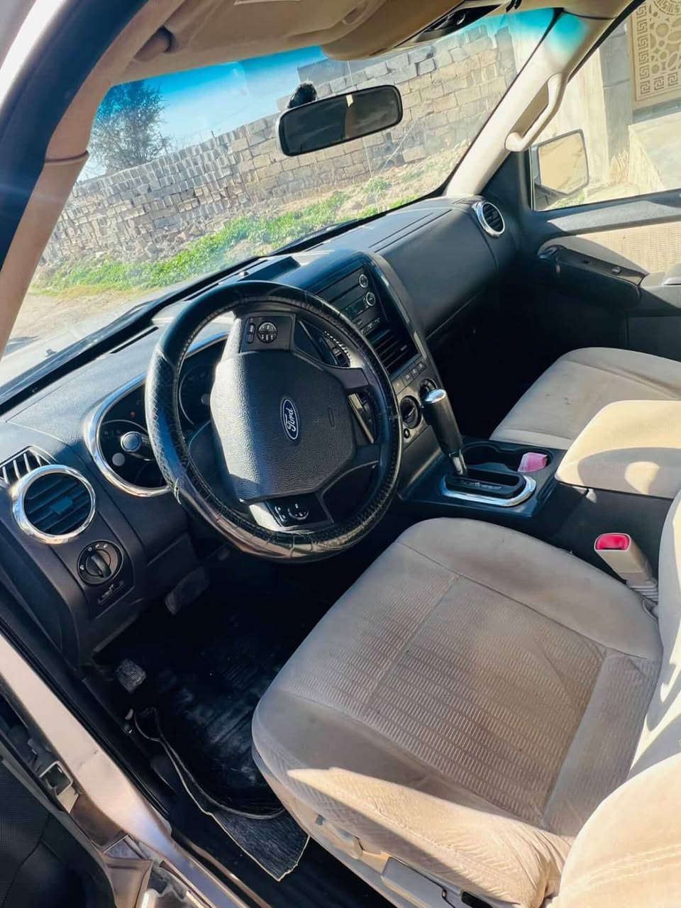 للبيع اكسبلور موديل 2008 محدث 2010 رقم شمالي مكفوله من كلشي السعر ع رقم *********** مستعجل ع بيع
