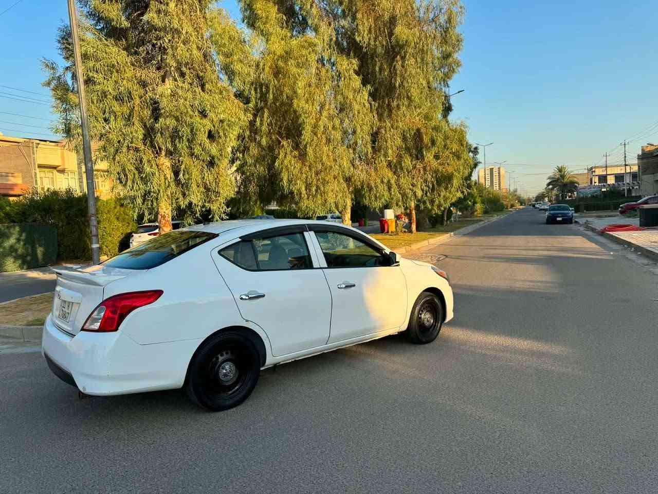 سلام عليكم
اخوان فيرسا 2019 
ضرر جاملغ وبنيدومباوك لباب
بيهه تكمه داخليه صبغ
لسياره جاهزه كير محرك صدر تبريد
السعر 77 للاتصال*********** العنوان بغداد حي الجهاد حي الحسين
