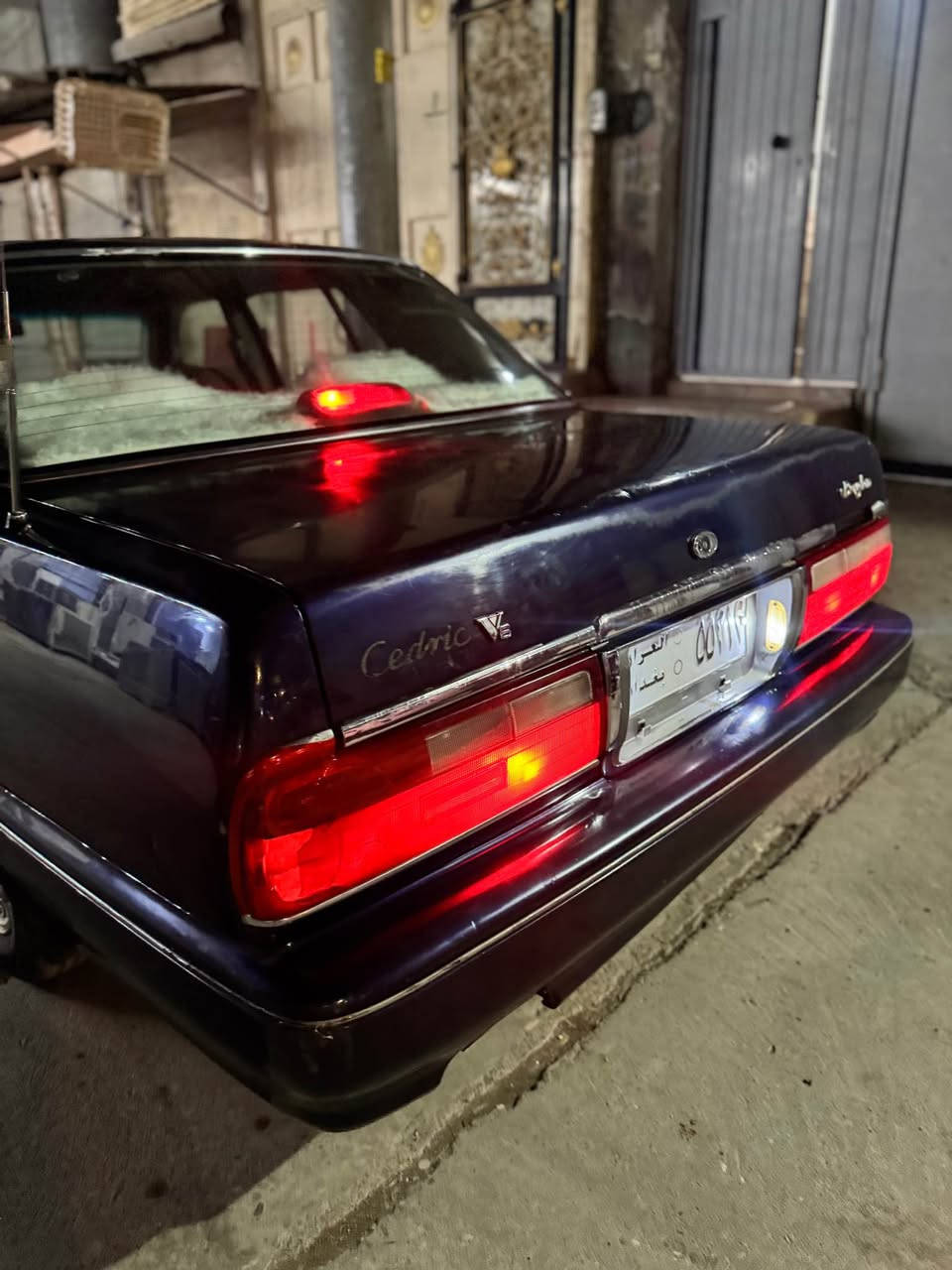 نیسان سدرتک مۆدێل (٢٠٠٢) نیلی
ئارمی پلاستیکی سلیمانی 
بی بۆیاخ یەک بستی درگای سەکنی هەیەو بەس بەس گێڕو مەکینەی بەشەرت جرکەی تیانیە
ماشاللە مەکینەی ئەڵی سەعاتە بێ تەقە و ڕەقە 
سەقفی جوان بێ جاڵ و شوخت
سعری (٣٧) گەڵاوە مەعملە
شوێن سەیدسادق
*********** حلبجة, السليمانية
