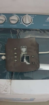 قطع غيار سيارات