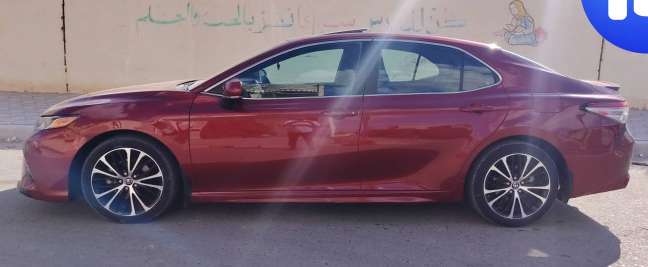 السلام عليكم كامري موديل ١٨  مواصفات se فول سلايت محرك كير بشرط تخم تاير صدر كلة جديد ضرر من أمريكيا بنيد بالعراق جاملغ السكن الأمامي بدون دواخل سنوية جديدة السعر ١٧٢ وبيها مجال ***********
