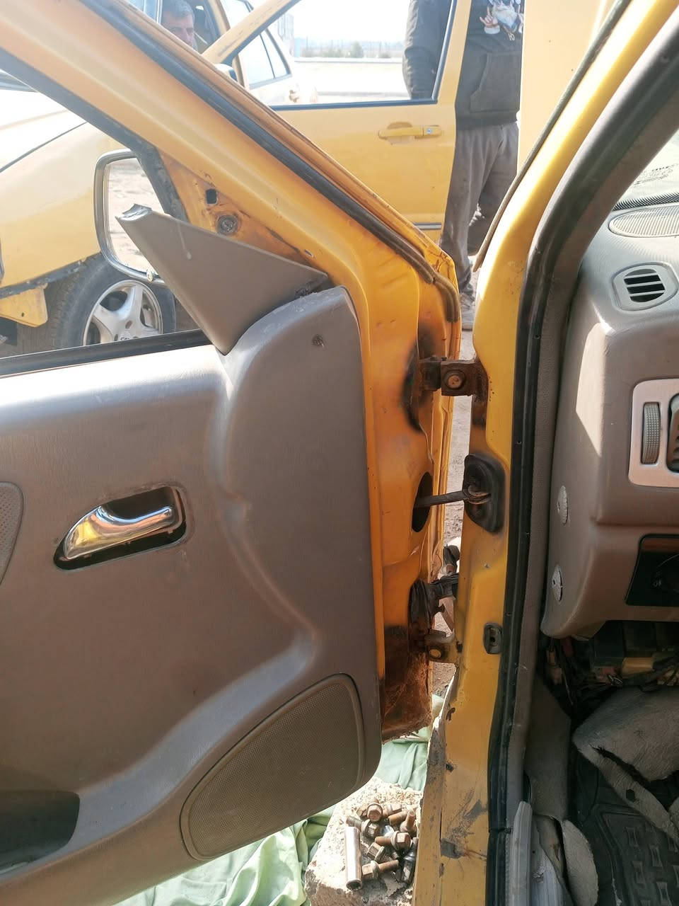 بيبان تخم كاملة شيري كوين للبيع مكاني بالاعظمية بالسفينة ***********
