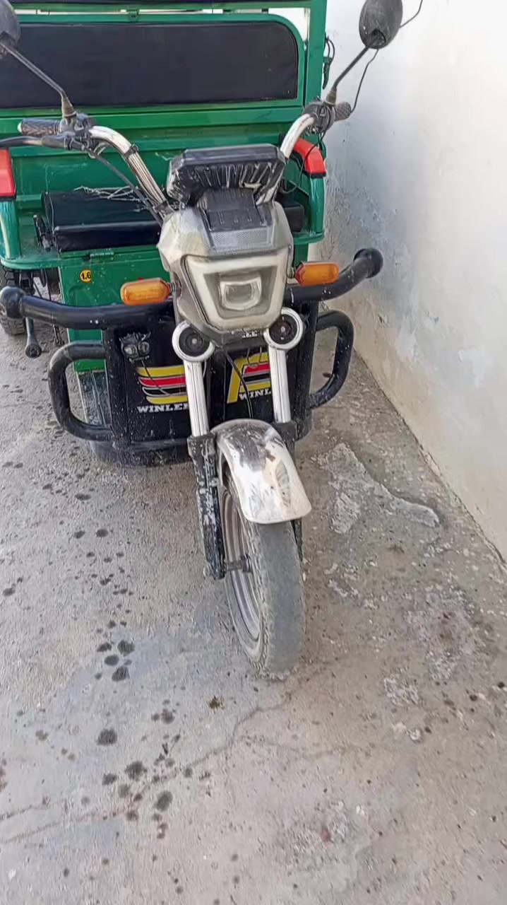 ستوته شحن
البيع 5بطاريلت موديل 2
سعر 850 وبيه مجال مكان بغداد سبع البور


**إذا كنت صاحب هذا الإعلان وتريد حذفه لأي سبب، رجاءا أرسل رسالة إلى الدعم الفني**