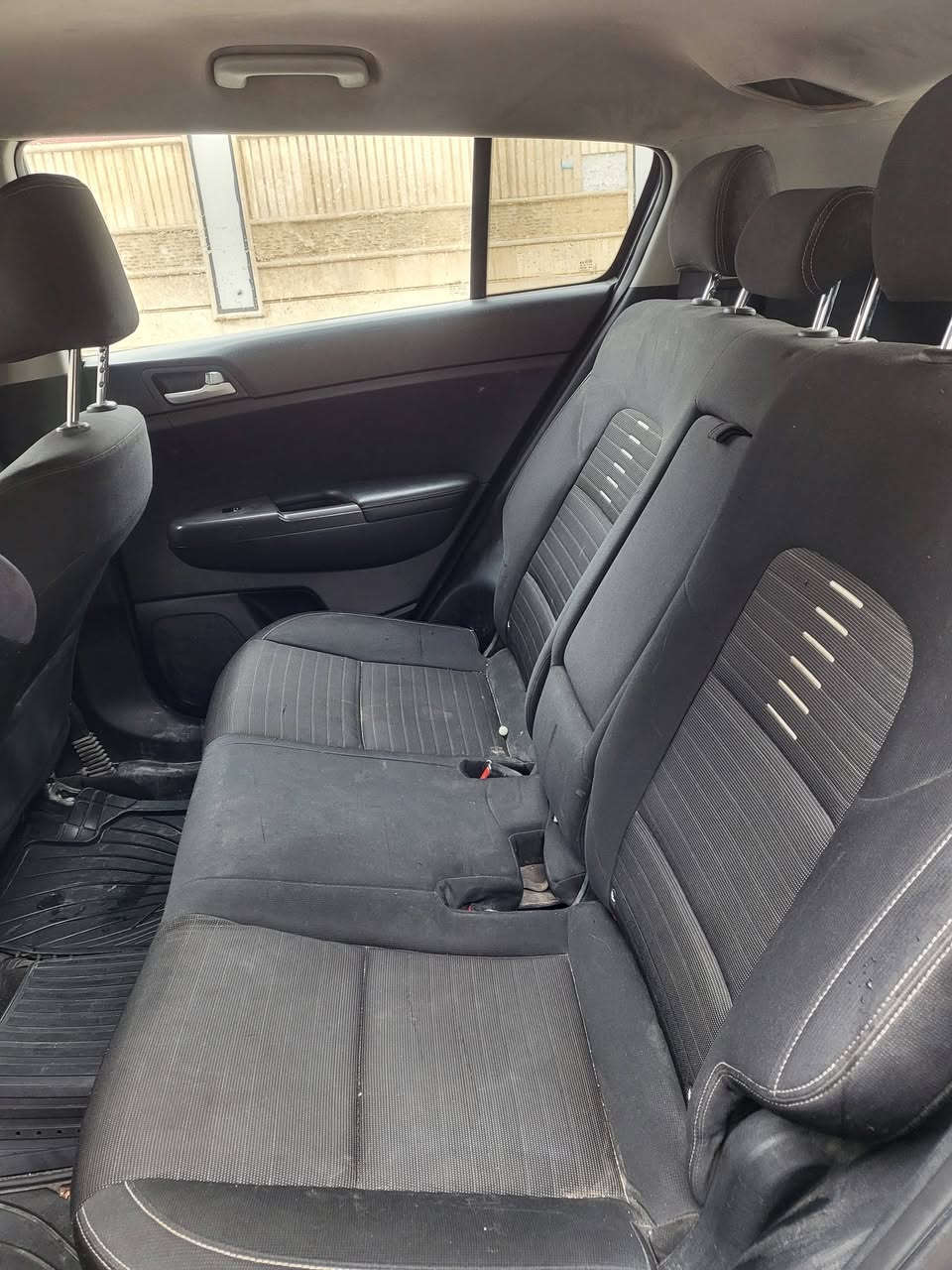 للبيع سبورتج ٢٠١٧ وارد امريكي بسعر ١٤٧ الاستفسار اتصل عل***********
