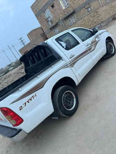 السلام عليكم فلاونزا 2006للبيع سياره مكفوله تحويل مباشر سياره رقم بصره سنويه مجدده تحويل مباشر حداديه جديده تخم تاير جاهزه مال جناي ملاحضه مكلف بنشر اتصل بصاحبه ***********
