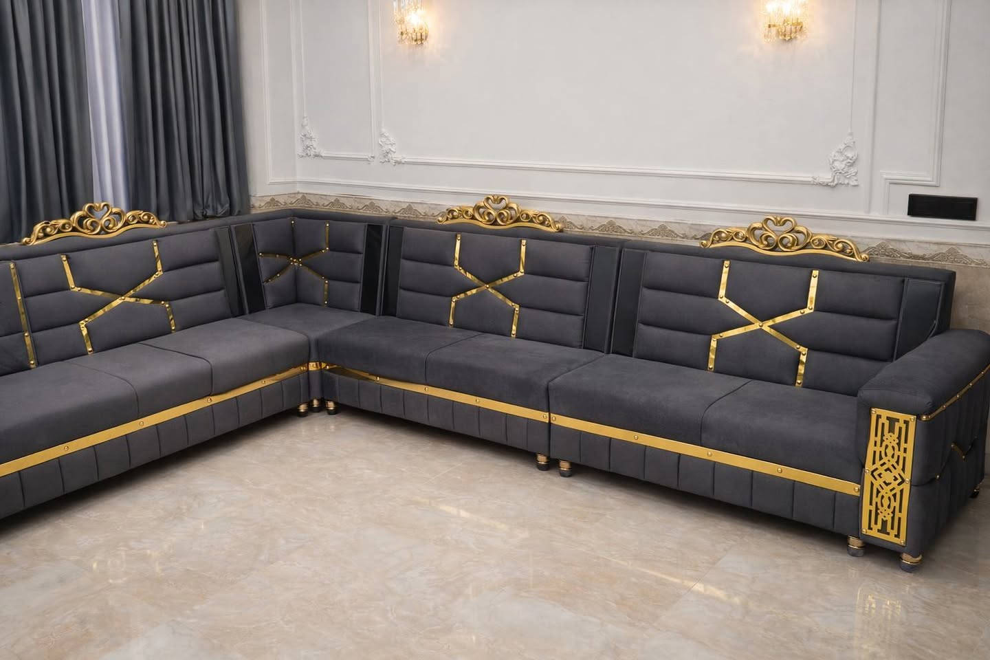 تبحث عن الفخامة والراحة في نفس الوقت، هذا الديوان المميز هو الخيار المثالي لبيتكم. تصميم عصري مع لمسات ذهبية راقية يعطي المجلس شكل فاخر جداً.
🔹 قماش فاخر عالي الجودة
🔹 تصميم زاوية أنيق ومريح
🔹 تطعيمات ذهبية فخمة تعطي مظهر ملكي
🔹 مناسب للصالات والمجالس الكبيرة
🔹 صناعة متينة وعمر طويل
💎 خيار مثالي لعشاق الفخامة والذوق الراقي
📍 الموقع: الموصل – الجانب الأيمن
📩 للطلب والاستفسار:
تواصل معنا عبر واتساب أو فيسبوك ماسنجر


**إذا كنت صاحب هذا الإعلان وتريد حذفه لأي سبب، رجاءا أرسل رسالة إلى الدعم الفني**