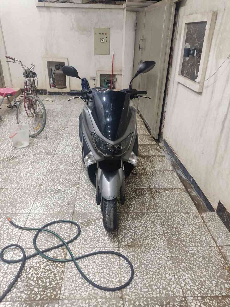 السلام عليكم دراجه ان ماكس
1,100$ وبيه مجال ***********  

العنوان بغداد حي تونس
الدراجه جديده معنى الكلمه المكينه مكفوله
