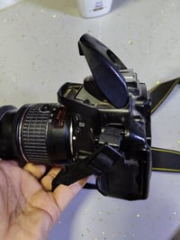 كامره نيكون ٥٣٠٠ • اغراض كامله