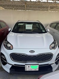 سبورتج ٢٠٢٠ خليجي لون أبيض مواصفات عادية  بلوجكترات  ليد صباحي  تحكمات...