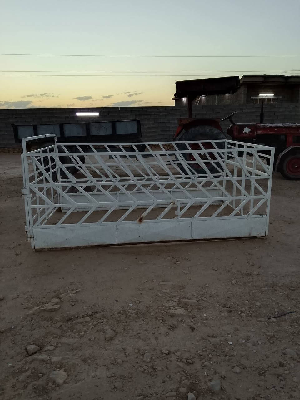محجل للبيع السعر 225) وبي مجال ***********
