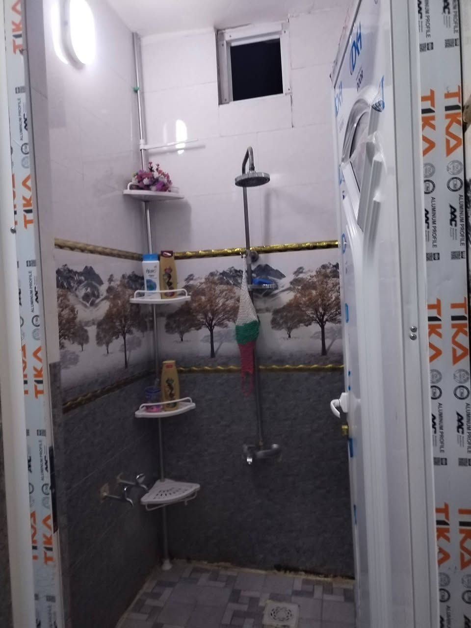 دار للبيع المساحة (١٠٠ متر)
العنوان  جامع قام ال محمد  قريب على مضمد ابو رافد 

التفاصيل البناء طابقين (طابو صرف) 

يتكون البيت (الطابق الاول)  استقبال +صاله + مطبخ حار وبارد +حمام) 

الطابق الثاني (غرفتين وصاله  وحمام) 

البناء حديث 2024 

للاستفسار الاتصال على (***********)سعر 85 وبي مجال  رجأ رجأ المايعجبه السعر خليعبر المنشور
