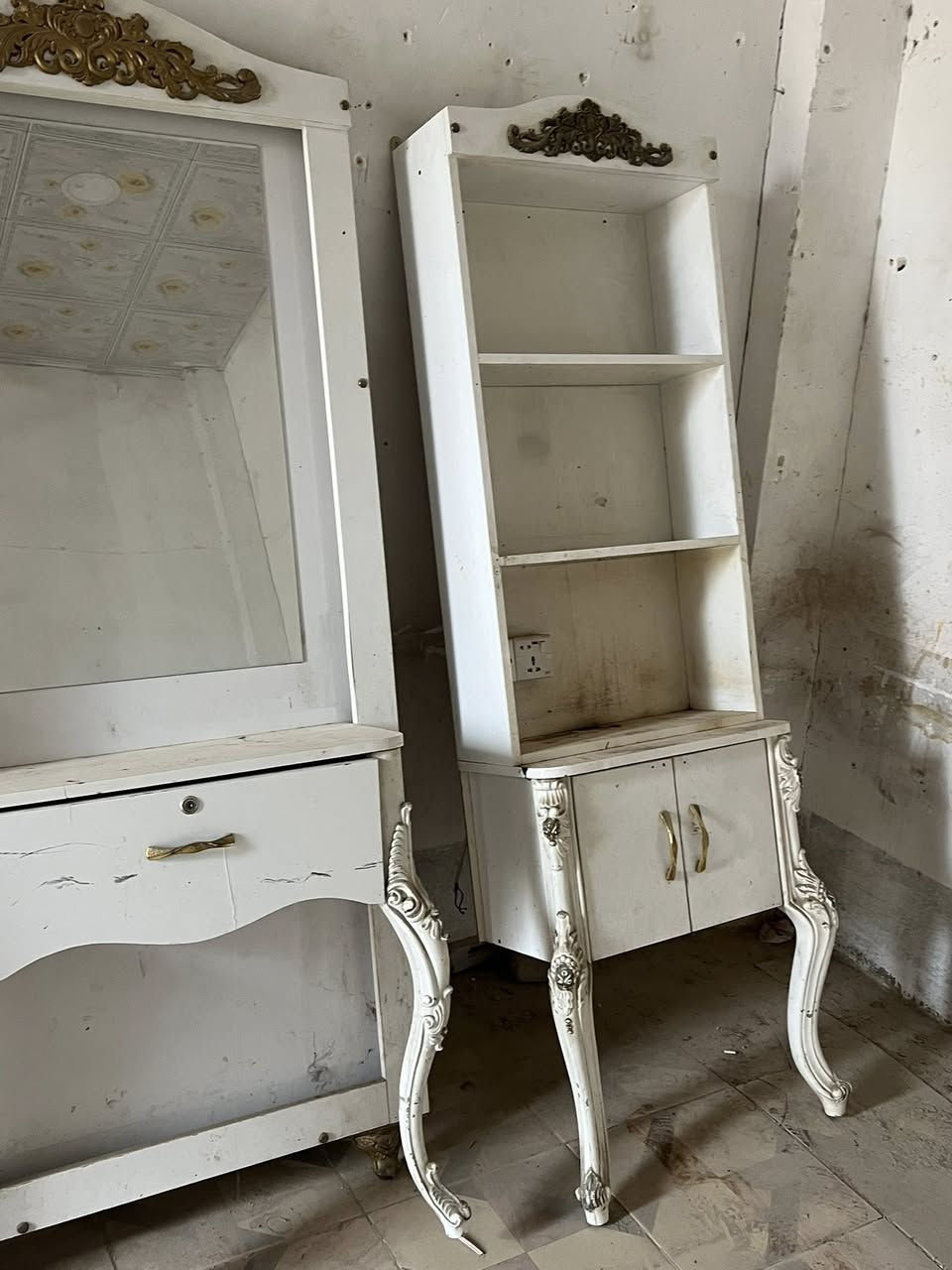 ديكور حلاقه 180. ***********
