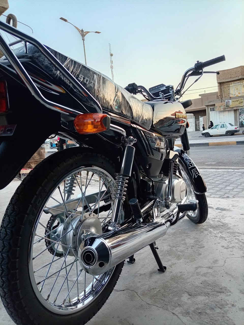 عمي سلام عليكم 🧿🧿لعزاز سازوكي للبيع واي ستفسار تصل علا رقم ***********
