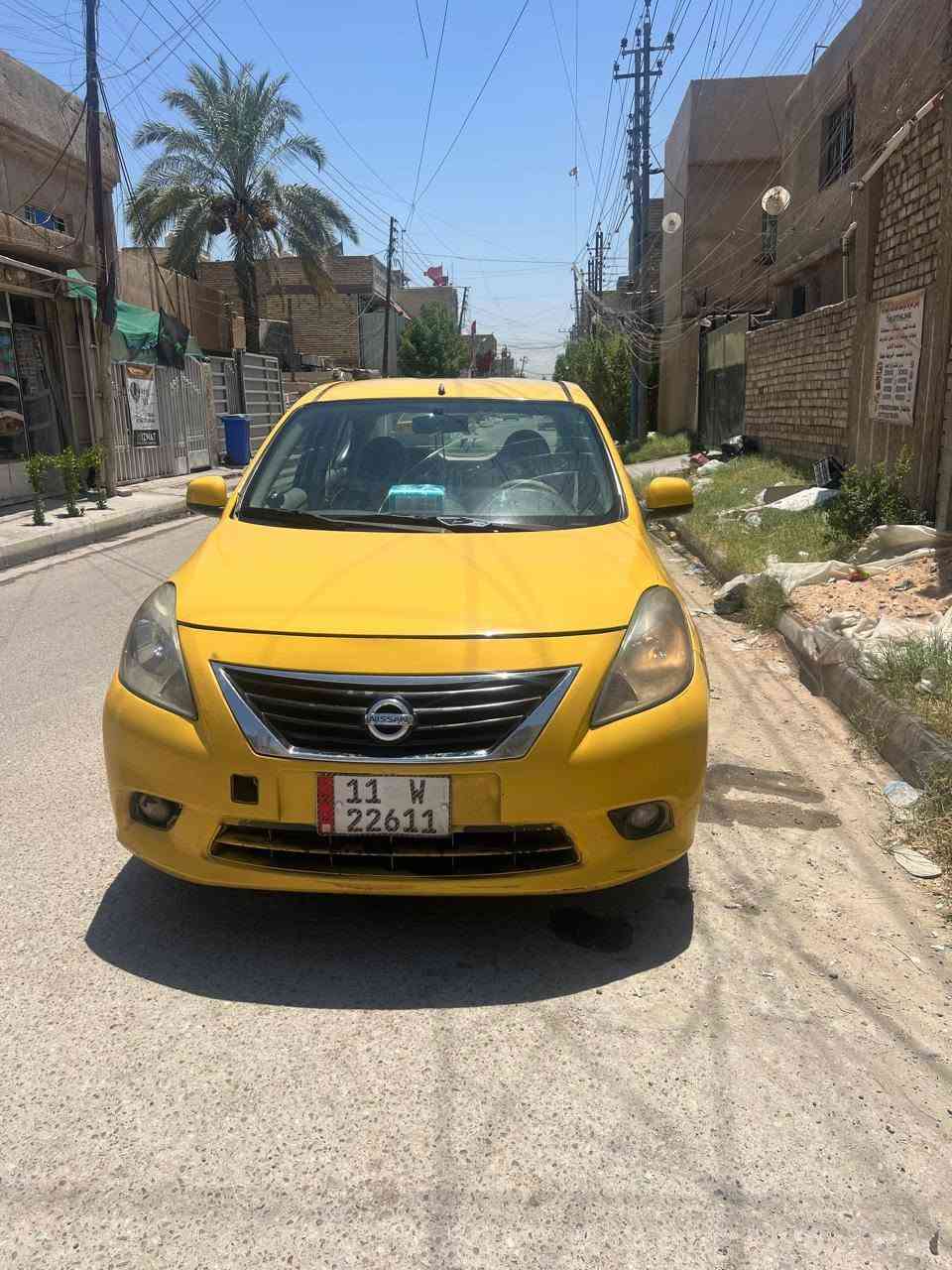السلام عليكم سيارة نيسان سني هندي موديل 2014 سيارة خير من الله تبريد ثلج بسمي تحويل ثاني يوم سيارة كدامكم الصور كلشي موضح بس الصدر الامامي نص عمر خلفي نضيف رقم نكليزي بغداد (عنوان بغداد حي الجهاد للتواصل ***********)سعر 70 وبيهة مجال
