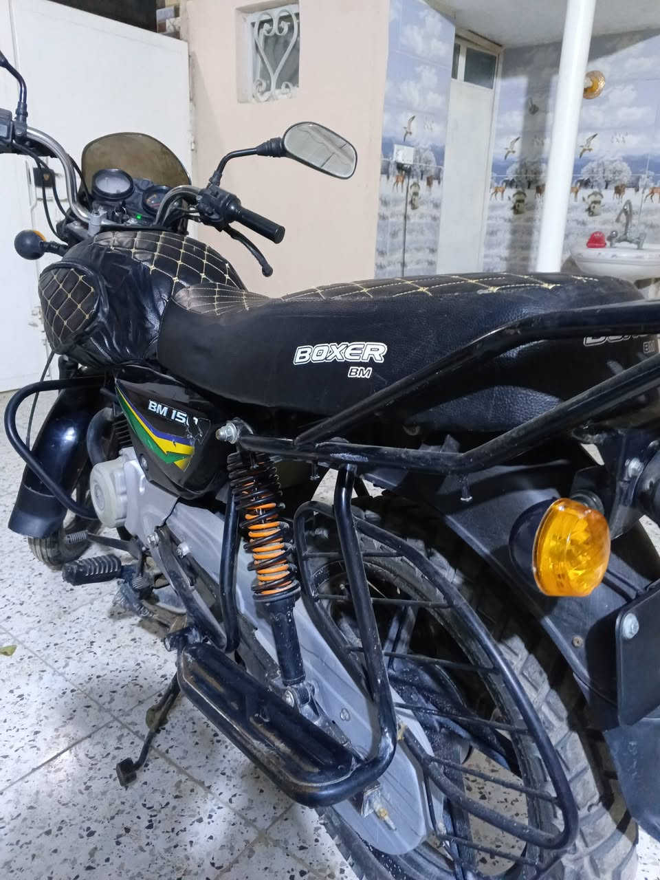 بوكسر موديل 21
اوراق اصوليه اتكفلك ترقيم 
مكينه ممفتوحه خير من الله 
1.150  وبي مجال شراي اتصل ***********
