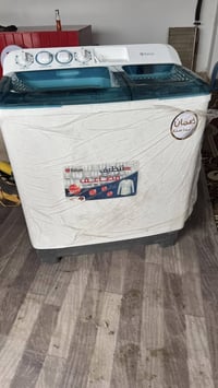 غسالة ملابس جديده غير مستعمله بسعر 150 الف مع وجود ضرر بسيط أثرٍ التحم...