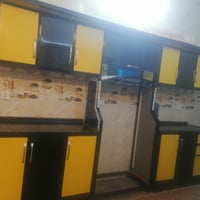 كاونتر • نضيف • مستعمل قليل