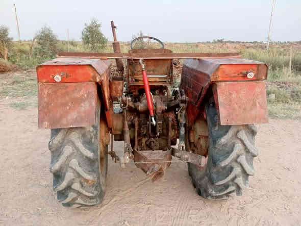 مكينه عنتر ٧١ للبيع مكينه مكفوله كير محرك جهاز رفع كله مكفوله ديالى السعر 3500 للستفسار ***********
