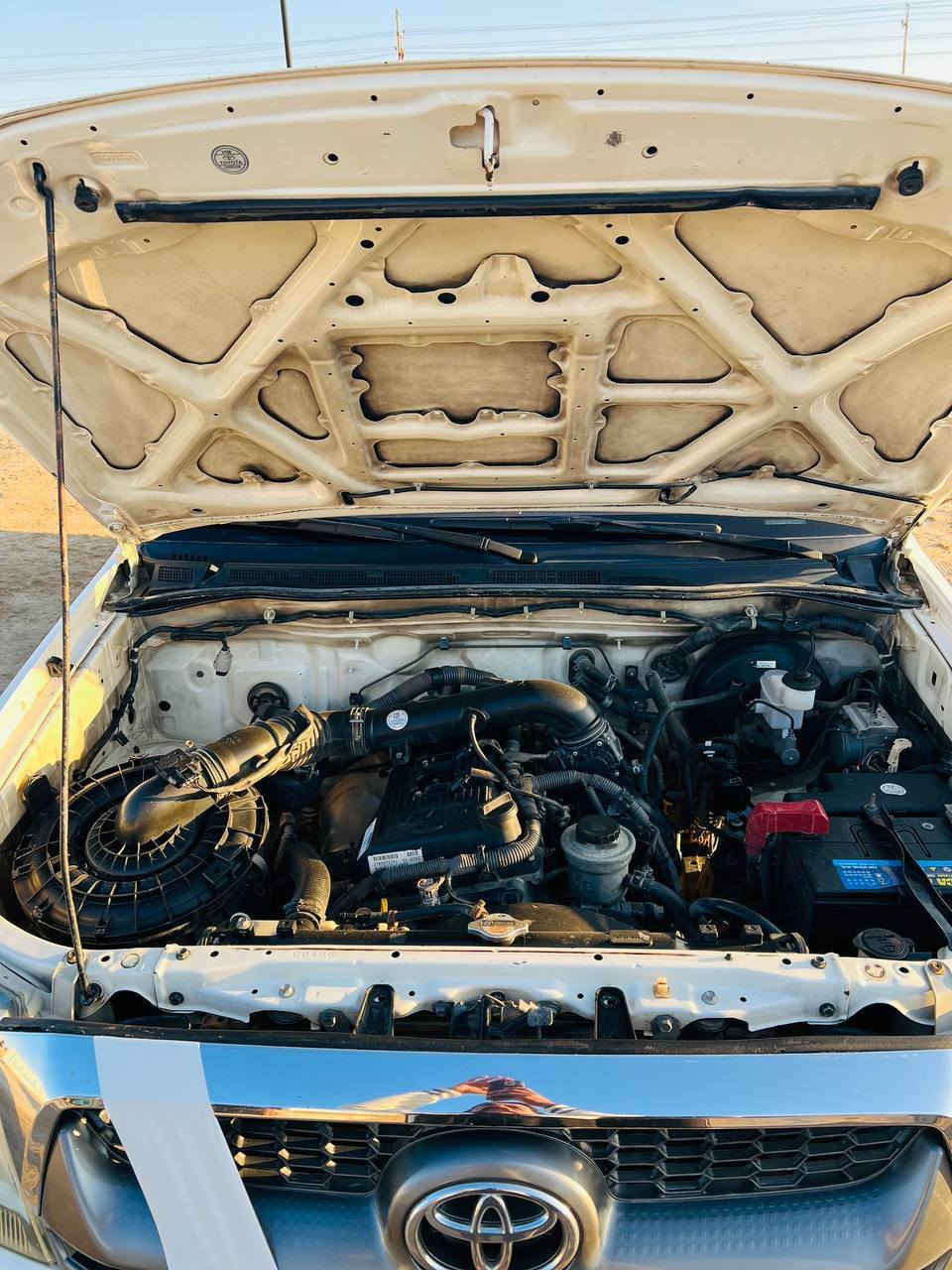 للبيع بيك اب هايلوكس موديل 2011 الشركه العامه رقم بغداد دولي سنوية لغاية 2030 تحويل مباشر سياره كفاله عامه السعر (168$) 
***********
