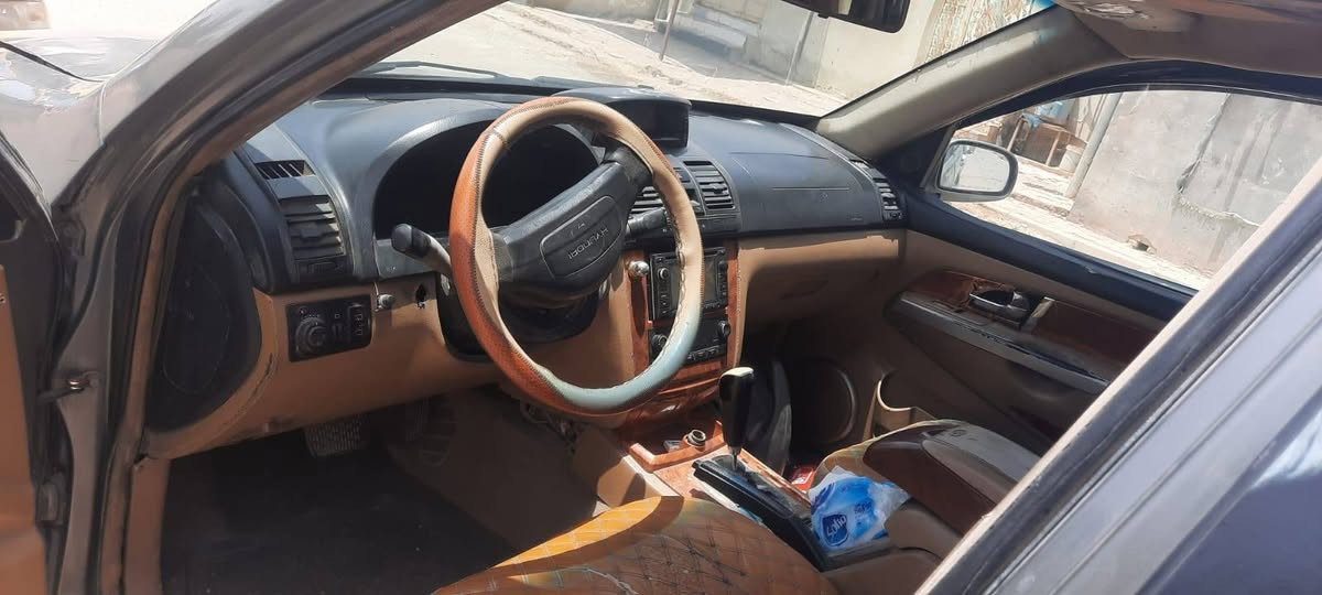 سياره الماني محور مكينه وكير بطه 3000 6 سندر   شراي يتصل *********** رايدهه 38 ورقه وبيها مجال
