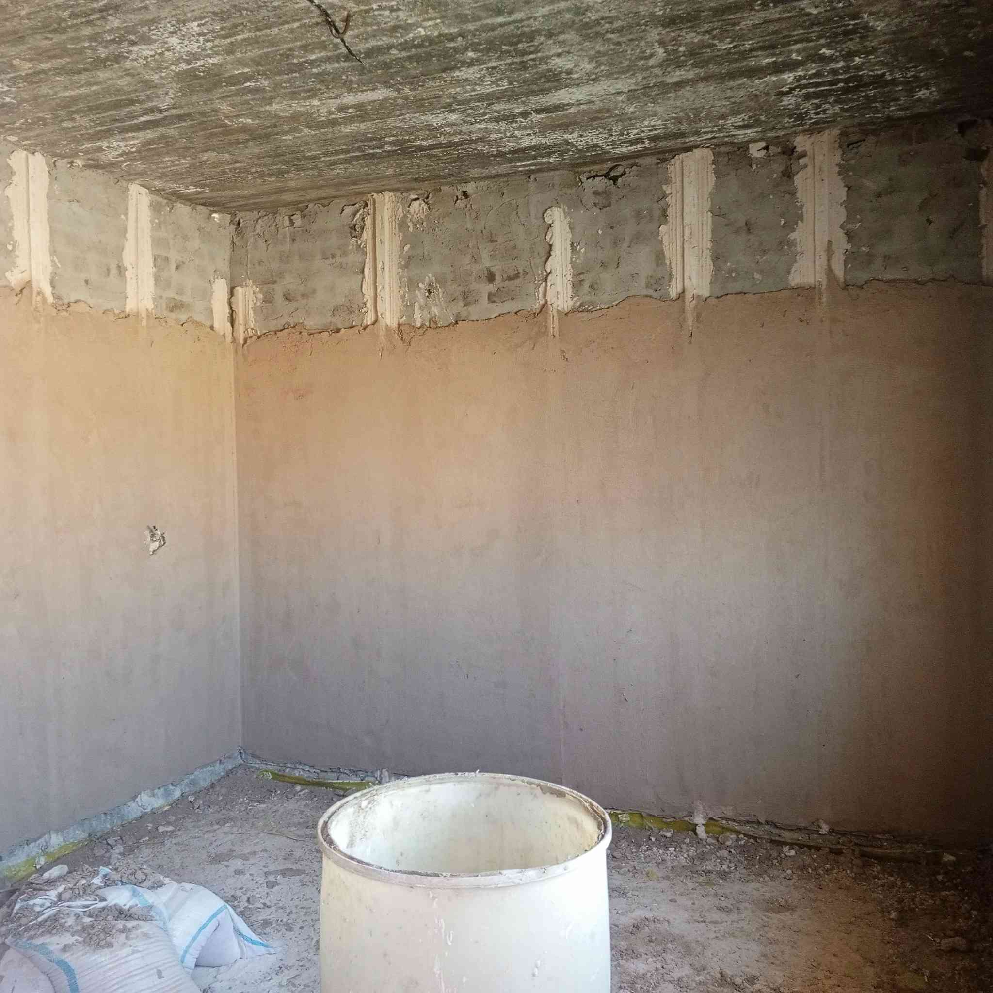 حياكم الله جميعن
عملي لبخ وجص وبياض شغل نضيف مصاطر خيط ليزر بغداد حي اور يا ستفسار حاضر ‏‪واتساب ***********
