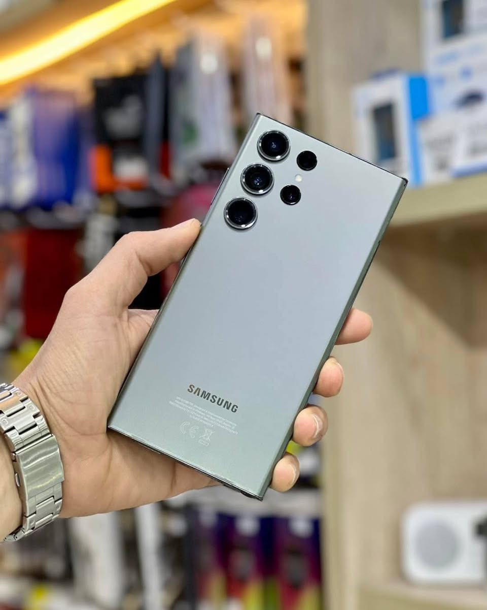 📱سامسونك s23 ultra. للبيع او مراوس 🔥
🛑يدعم ميزة تسجيل 💿مكالمات💿 بلادي📻
اللون زيتوني خطين عربي شرق اوسط عربي 🫆🫆
الذاكرة 512 📥💸 العشوائية 12 
بطارية 5000 🔋تنسه الشحن شرط
جهاز نظيف وكالة وطني الكارتونه ضاعت 🩸
السعر 790 💵مكاني كربلاء 
هاتف 📞 ***********📞
