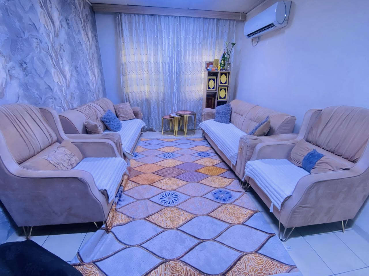 للبيع
تخم 8 مقاعد نضيف 

سعر ( 225 ) الف 

الصنع مو سوگي 

الصنع ( شمالي ) 

الاستفسار على الخاص


**إذا كنت صاحب هذا الإعلان وتريد حذفه لأي سبب، رجاءا أرسل رسالة إلى الدعم الفني**