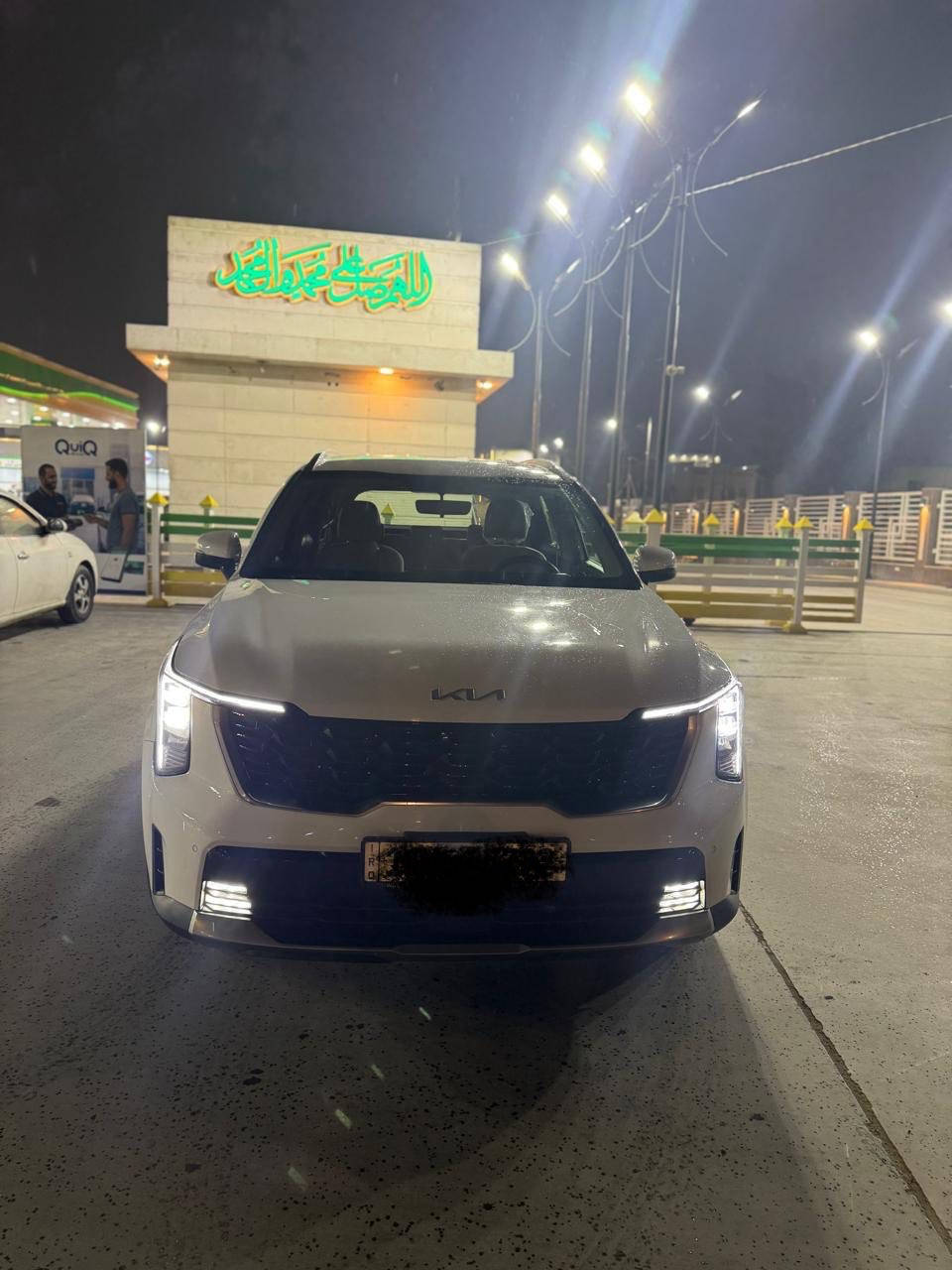 سلام عليكم 
سياره كيا سورنتو موديل 2024 
مكفول ماشيه 50
لدوليه كير ماوس شاشه منتصله 
6 سلندر 7 راكب 3 قطع تبريد 
شاحن وائر ليست 
باب خلفي كهرباء 
كشنات كهرباء لسعر 274 وبيه مجال 
رقم بغداد الدولي 
مكان سياره بغداد البلديات 
رقم ***********
