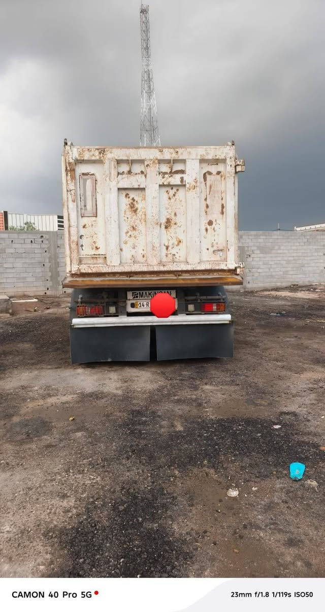 للبيع عربانه ماكنيسان2014 ذرعه 29 بلاديه ويه تعلاوه 32 عنوان بصره الدير سعر 210 وبيه مجال *********** //***********تخم تاير
